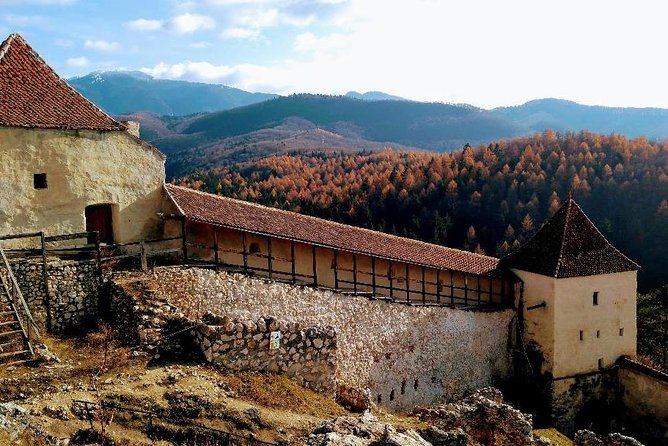 Peles Castle, Bran Castle, Rasnov Fortress and Sinaia Monastery Tour from Brasov - Bran Castle: The Dracula Stop