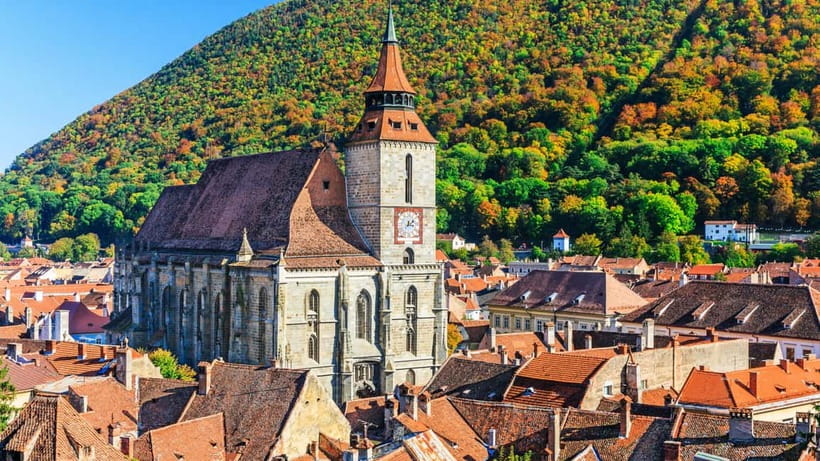 PREMIUM TOUR (6 Pax) Bucharest, Peles&Bran Castles & Brasov - Brașov: cobbled streets and Council Square
