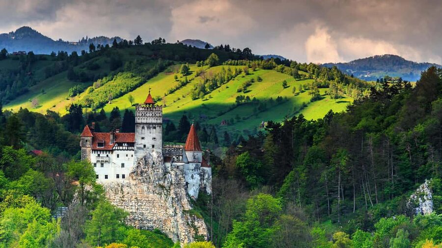 PREMIUM TOUR (6 Pax) Bucharest, Peles&Bran Castles & Brasov - Practical advice for a smoother day