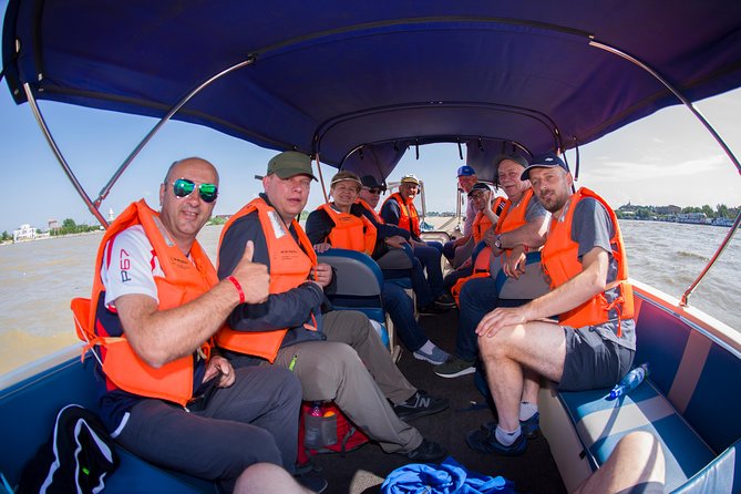 PRIVATE 4-5h speedboat tour to the village Mila23 - The optional fish lunch at a local guesthouse