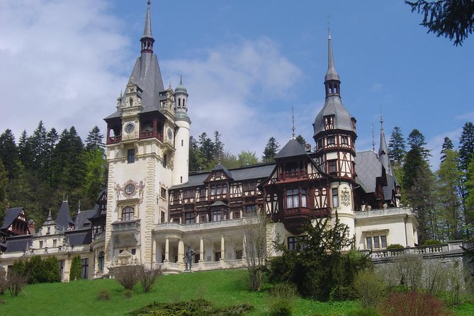 Private Day Tour from Brasov to Rasnov Fortress - What this Brasov day trip covers