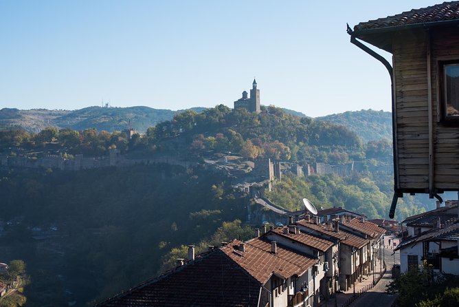 Private Day Trip to Bulgaria and Veliko Tarnovo from Bucharest - Leaving Bucharest and crossing the Danube
