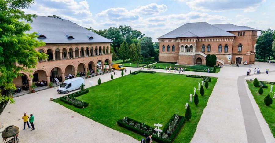 Private Half Day Trip to Snagov Monastery & Mogosoaia - Leaving Bucharest in a private car