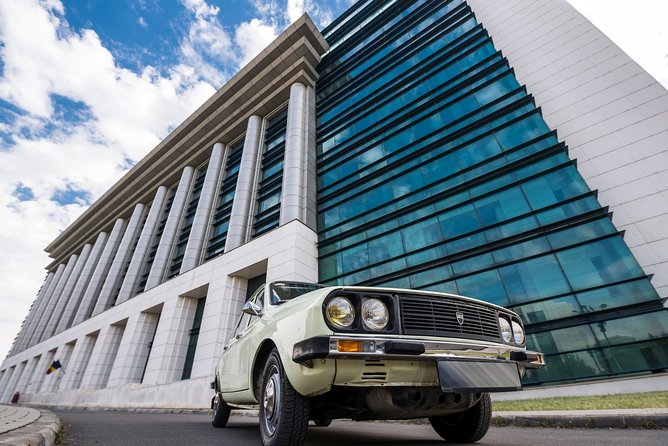 Private: RedPatrol Bucharest Contrasts Tour in a Vintage Car - Broscuțe Park and the first Soviet-era housing