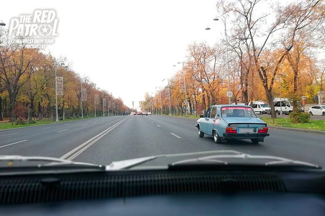Private - Romanian Vintage Car Driving Tour of Bucharest 120 min - Triumph Arch and the city’s grand avenue