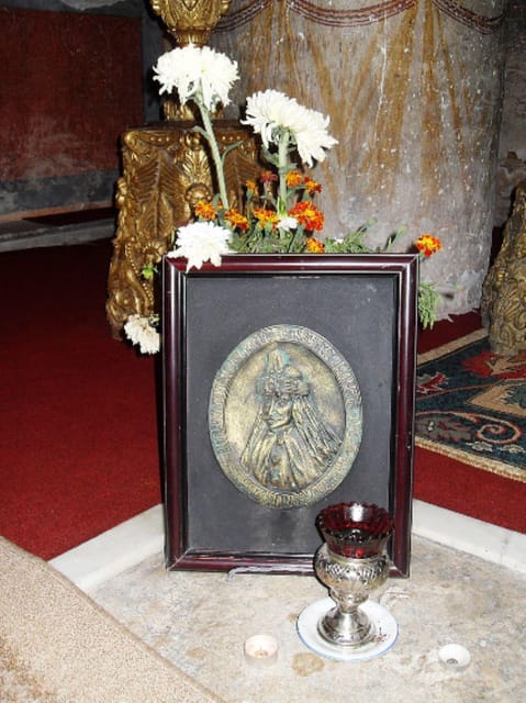 Private Tour from Bucharest to Dracula's tomb and Mogosoaia - Key points to know before booking