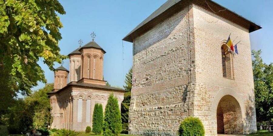 Private Tour from Bucharest to Dracula's tomb and Mogosoaia - The Vlad Țepeș tomb story, without the vampire fog