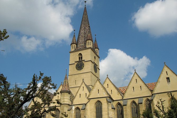 Saxon Heritage in Transylvania: Day Trip from Cluj-Napoca - What the guide can add to the experience