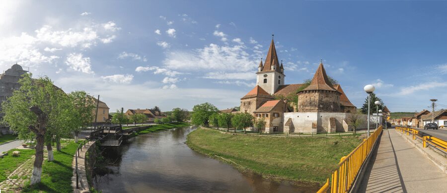 SB02-Half day Surroundings of Sibiu:Saxon Heritage &Villages - The Transfăgărășan Road and Bâlea Lake