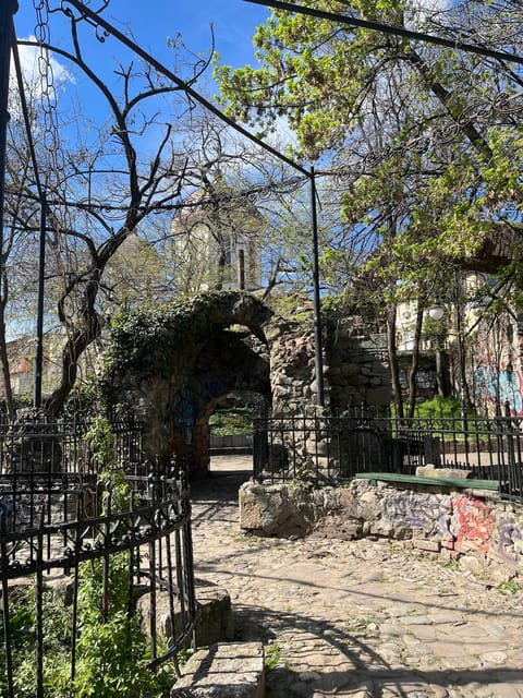 Slavery in Romania,Myths and Truths on Gypsies, Walking Tour - Starting near Romana Square