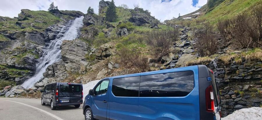 Small group Bears 'Safari' on Transfăgărășan -max 7 tourists - Why the small group matters on a long mountain day