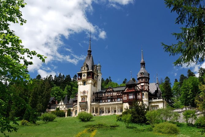 Small-Group Day Trip to Dracula's Castle, Brasov and Peles Castle - Brasov’s old center deserves more time