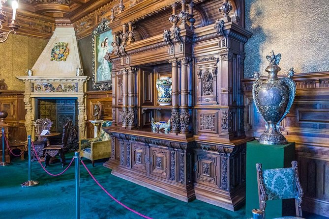 Small-Group Day Trip to Dracula's Castle, Brasov and Peles Castle - What to bring and how to prepare