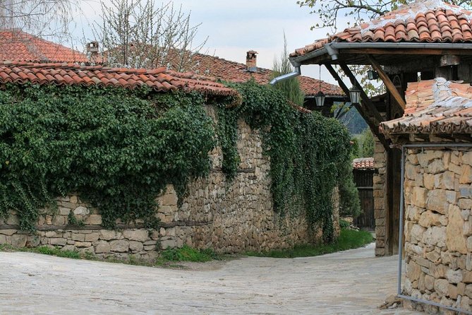 Small-Group Day Trip to North Bulgaria - A 30-minute pause in Arbanasi