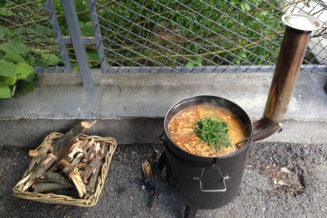 Street Food'n'Culture Tour - Starting beside the Athénée Palace