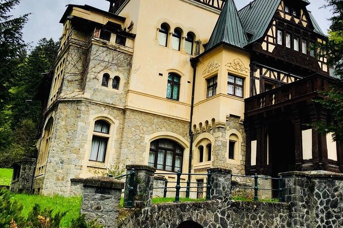 The biggest Salt Mine in Europe and Sinaia in one day - The real pace of a nine to ten-hour day