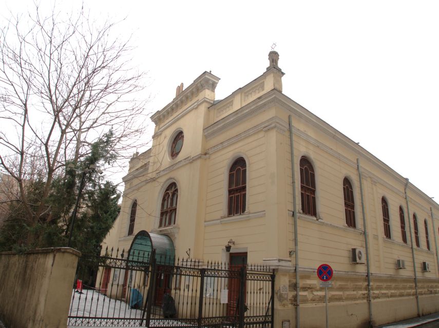 The Jewish heritage of Bucharest - half day walking tour - The Jewish Museum in a former temple
