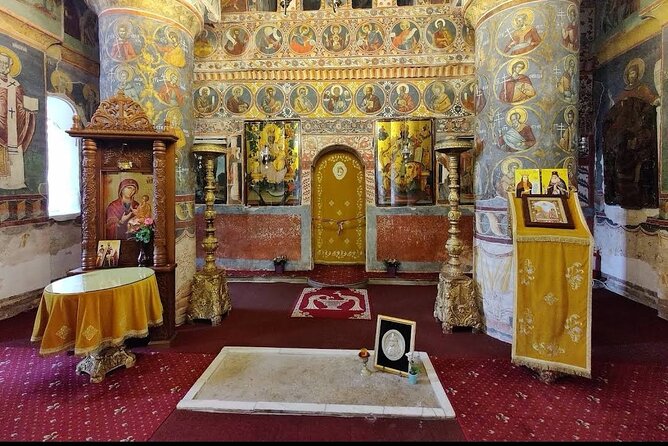 The Real Dracula's Castle in Targoviste, Winery and Dracula' Tomb - A slower pause in Chindia Park
