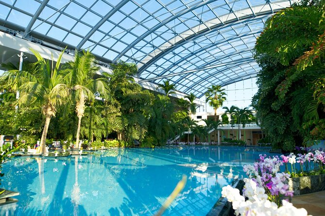 Therme-entrance ticket and transfer pick-up/drop-off Bucharest - Getting picked up in central Bucharest
