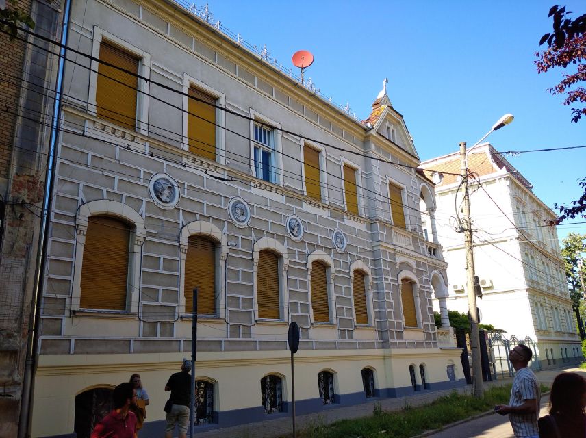 Timisoara Dream Tour in Elisabetin Neighborhood - Plevnei Square and Gheorghe Doja