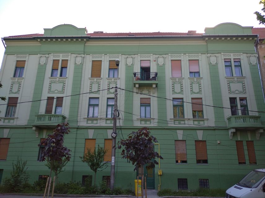 Timisoara Dream Tour in Elisabetin Neighborhood - The guide’s role and what the praise tells you