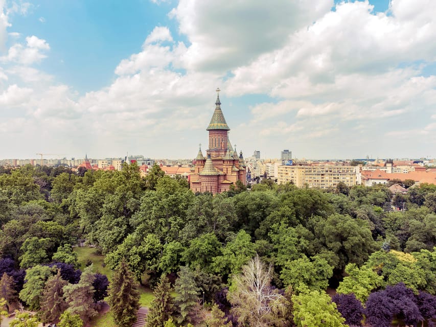 Timisoara: Private Walking Tour with a Local Guide - What the private format is really worth