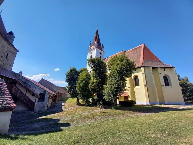 Tour of Sibiu - Church in Cristian - Village of Sibiel - The evangelical church and Sibiu’s church traditions