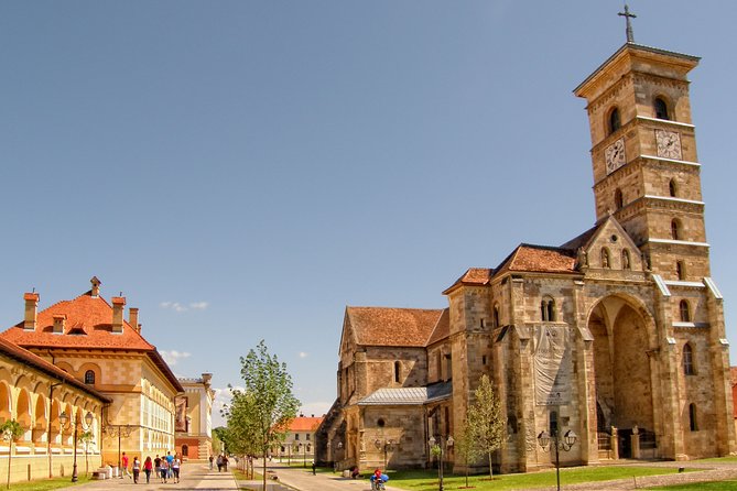 Tour to Corvin Castle in Hunedoara & Alba Iulia - Corvin Castle: Romania’s most theatrical stop