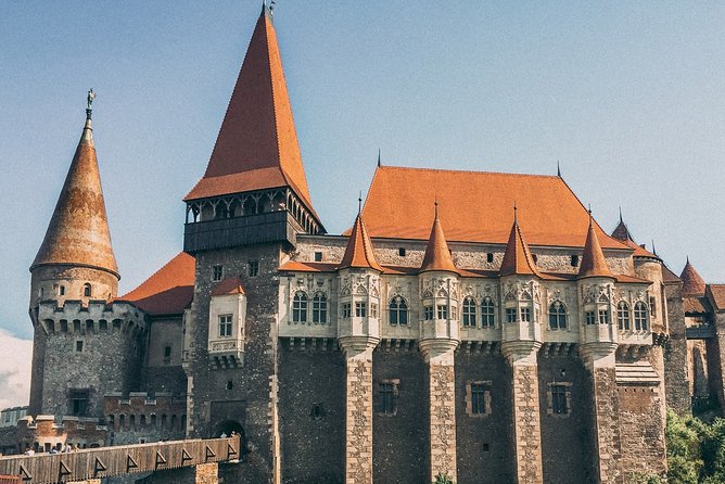Tour to Corvin Castle in Hunedoara & Alba Iulia - The pace, group size, and physical demands