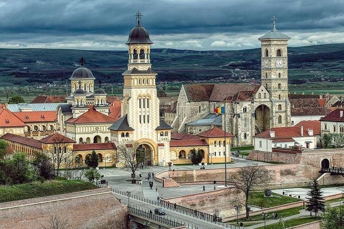 Tour to Corvin Castle in Hunedoara & Alba Iulia - The road from Sibiu to Hunedoara