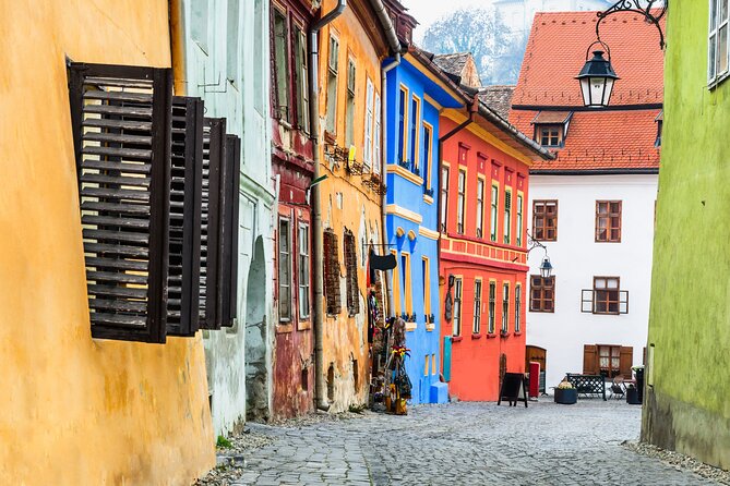 Transylvania: Dracula's Castle and Birthplace Tour - The early pickup and the long road east