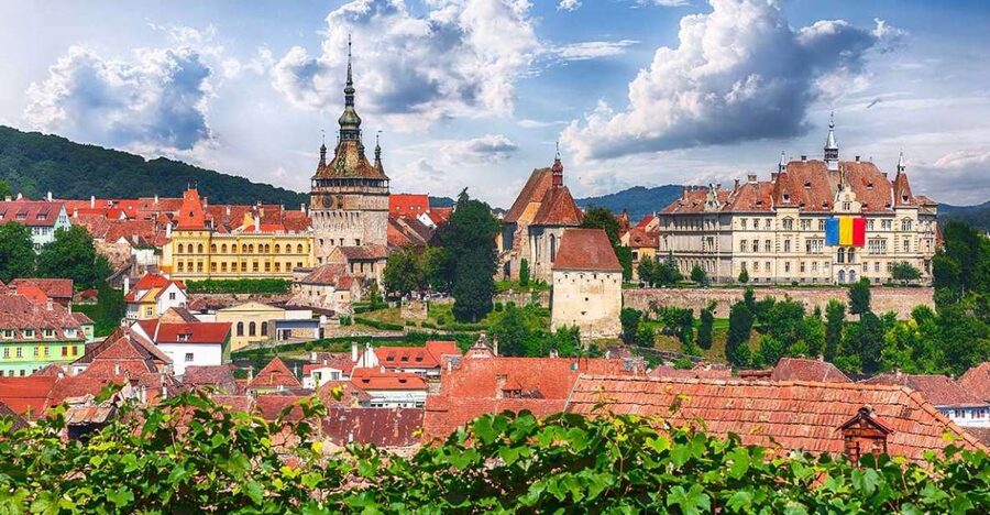 Transylvania Gems: Sighisoara, Medias, Biertan & Gypsy life - Key points at a glance