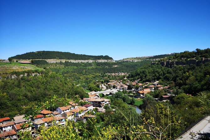 Visit Bulgaria - Veliko Tarnovo Medieval Fortress - Private tour from Bucharest - Lunch in Veliko Tarnovo